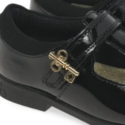 Clarks Lock Shine K Girls School Shoes -Children's Shoe Store 1703084814 37909300