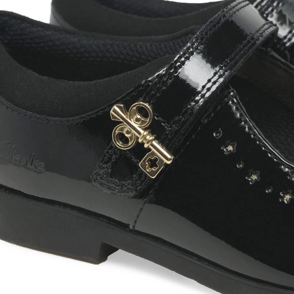 Clarks Lock Magic K Girls School Shoes 10 Clarks Lock Magic K Girls School Shoes - Image 8